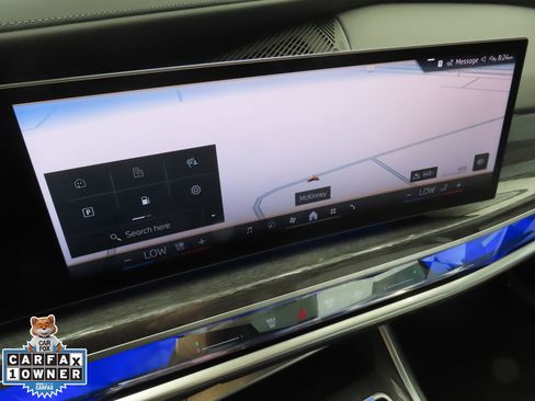 Used 2023 BMW 760i xDrive w/ Executive Package image 21