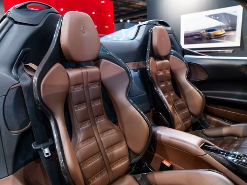 Certified 2022 Ferrari SF90 Spider image 30