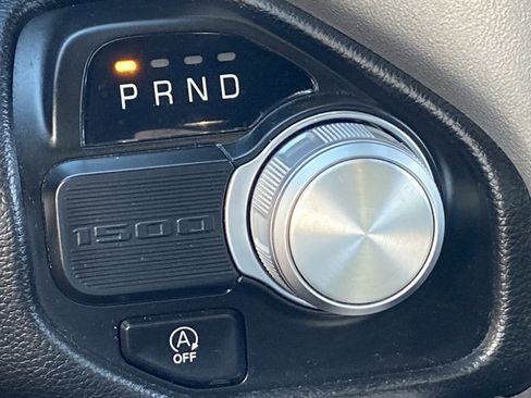 Used 2024 RAM 1500 Laramie image 39