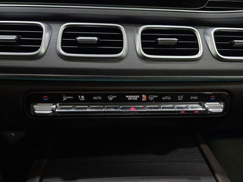 Used 2020 Mercedes-Benz GLE 350 4MATIC image 27