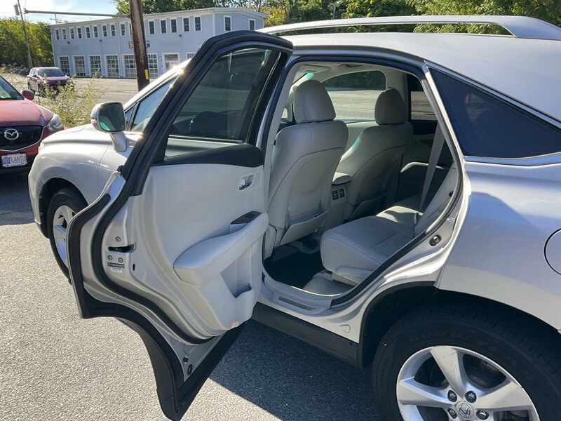 Used 2010 Lexus RX 350 AWD w/ Premium Pkg image 14
