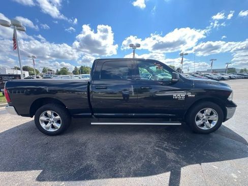 Used 2019 RAM 1500 Big Horn AWD/4WD image 4