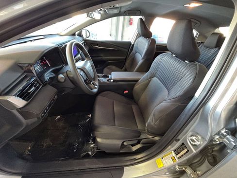 Used 2025 Toyota Camry LE image 26