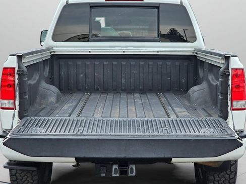 Used 2015 Nissan Titan PRO-4X image 20