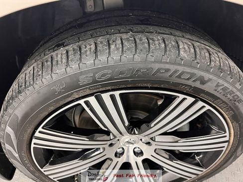 Used 2024 Volvo XC90 B6 Plus w/ Protection Package Premier AWD/4WD image 21