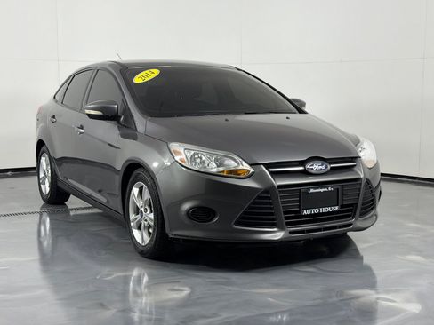 Used 2014 Ford Focus SE FWD image 3
