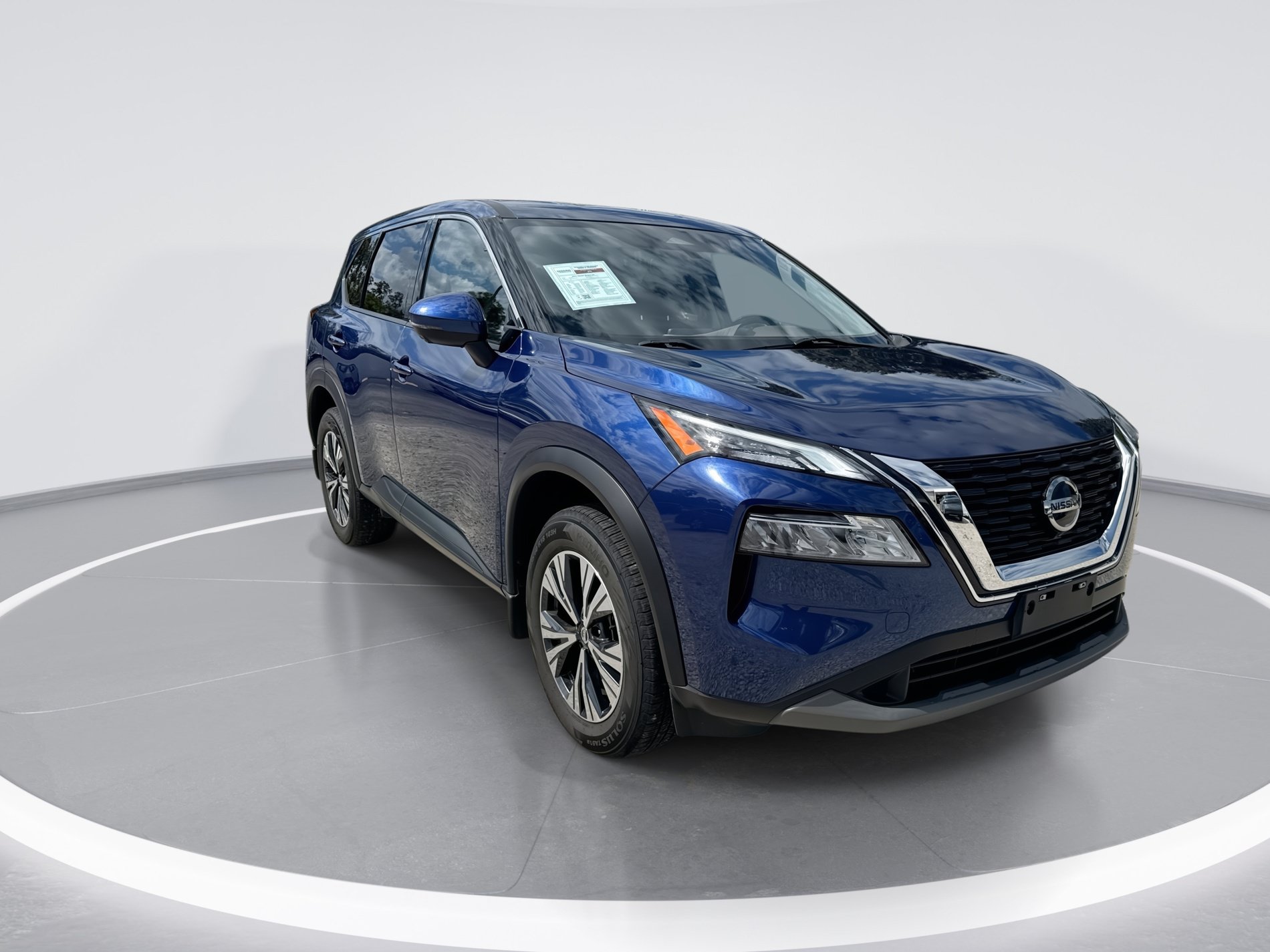 Used 2021 Nissan Rogue SV AWD/4WD image 2