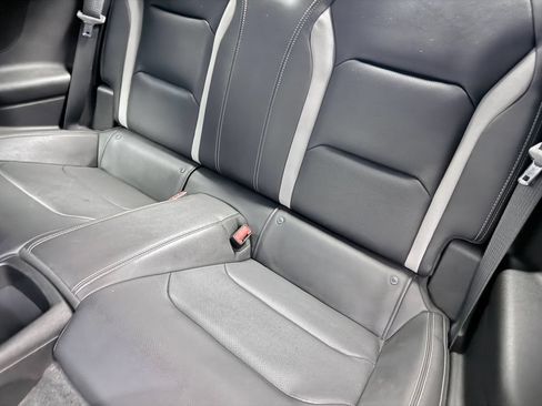 Used 2018 Chevrolet Camaro SS RWD image 13