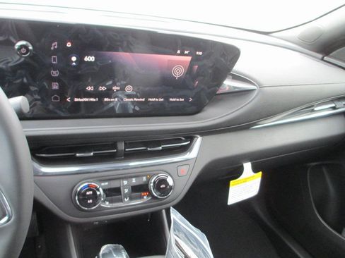 New 2026 Buick Envista Preferred w/ Convenience I Package image 15