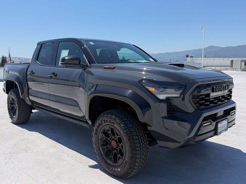 Certified 2026 Toyota Tacoma TRD Pro AWD/4WD image 2