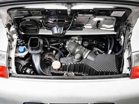 Used 2000 Porsche 911 Carrera image 43