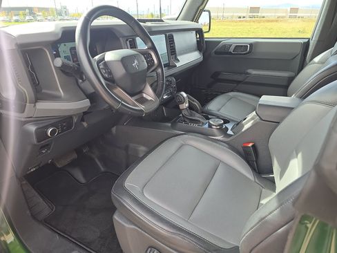 Used 2024 Ford Bronco Everglades image 25