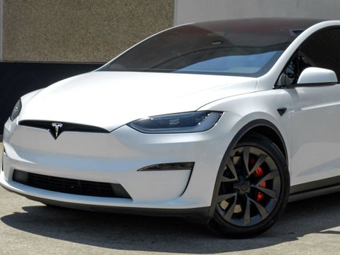 Used 2024 Tesla Model X Plaid AWD/4WD image 5