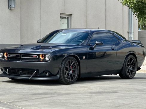 Used 2018 Dodge Challenger R/T Scat Pack w/ Leather Interior Group image 10
