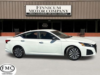 Used 2025 Nissan Altima 2.5 SV