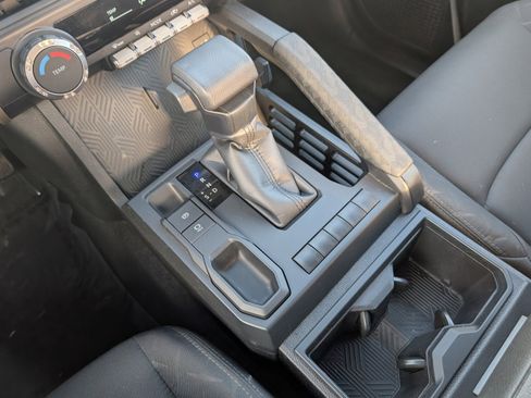 Used 2024 Toyota Tacoma SR image 24