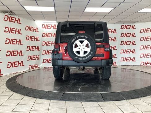 Used 2009 Jeep Wrangler X AWD/4WD image 6