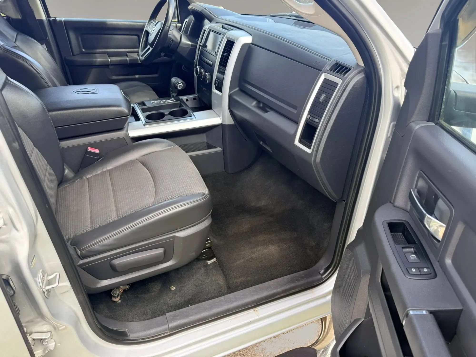 Used 2011 RAM 1500 Sport w/ Remote Start & Security Group AWD/4WD image 27