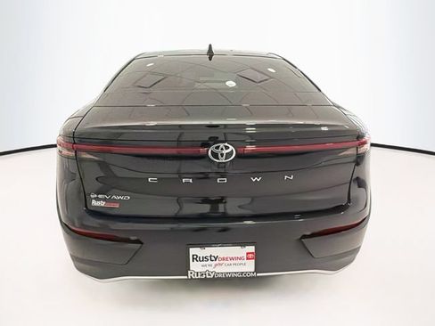 Certified 2024 Toyota Crown AWD/4WD image 5