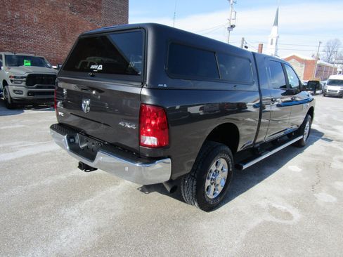 Used 2018 RAM 2500 Big Horn image 3