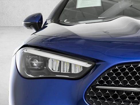 Certified 2024 Mercedes-Benz CLE 300 4MATIC Coupe image 3