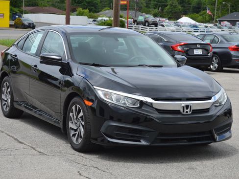 Used 2016 Honda Civic EX image 2