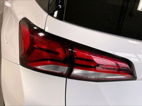 Used 2024 Chevrolet Equinox LT image 32