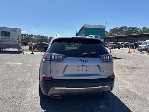 Used 2019 Jeep Cherokee Limited AWD/4WD image 4