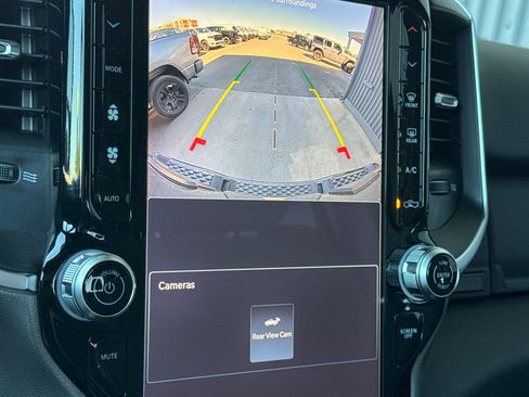 New 2026 RAM 1500 Big Horn AWD/4WD image 18