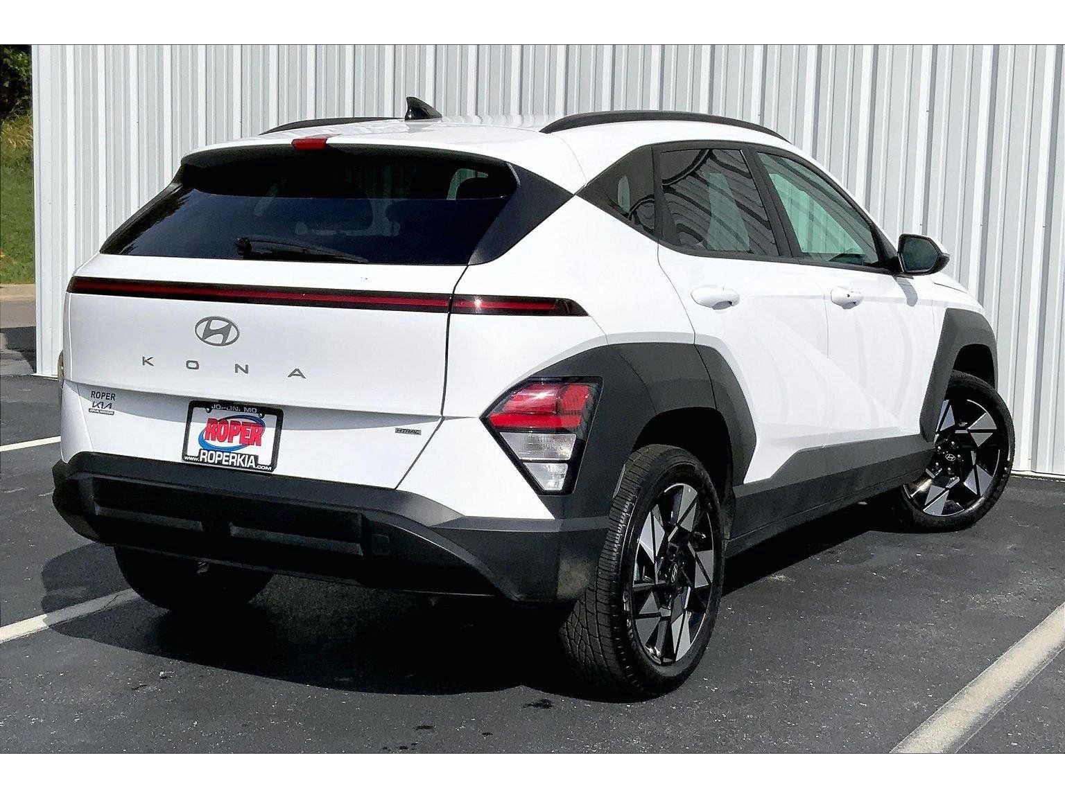 Used 2025 Hyundai Kona SEL AWD/4WD image 10