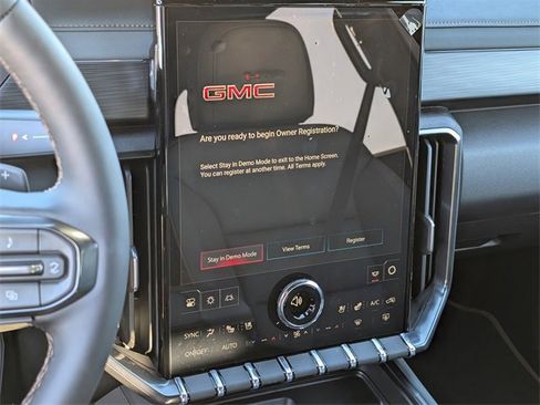 New 2026 GMC Acadia AT4 w/ Luxury Package image 11