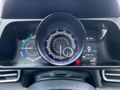 Used 2021 Hyundai Elantra Blue image 21