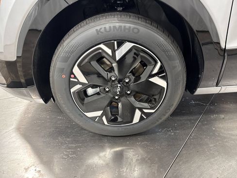 New 2026 Kia Niro Wind w/ Wind Preserve Package FWD image 2