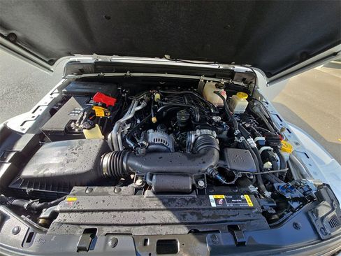 Used 2022 Jeep Gladiator Sport image 31