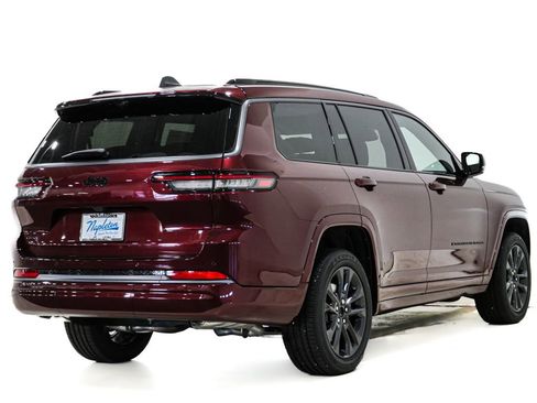 New 2026 Jeep Grand Cherokee L Limited AWD/4WD image 7
