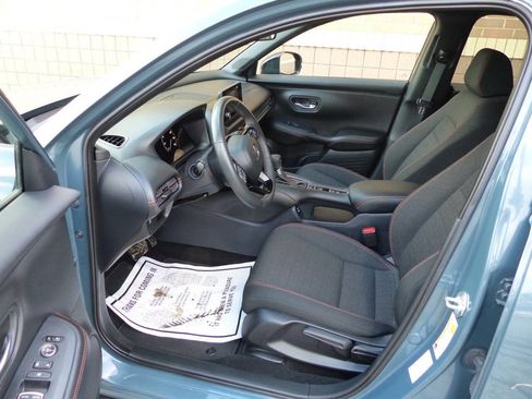 Used 2025 Honda HR-V Sport image 20