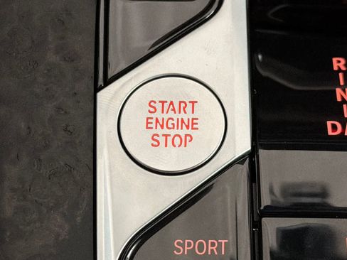 New 2026 BMW X5 xDrive40i w/ Premium Package image 23