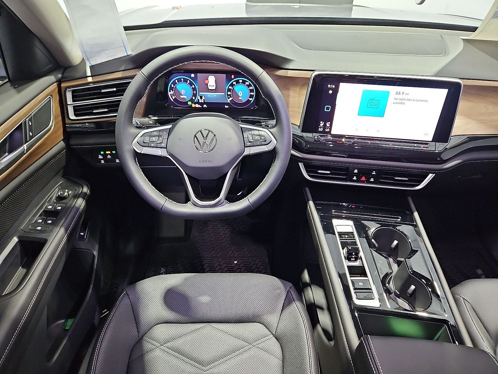 New 2026 Volkswagen Atlas SE FWD image 15