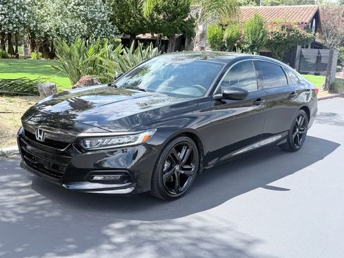 Used 2019 Honda Accord Sport image 1