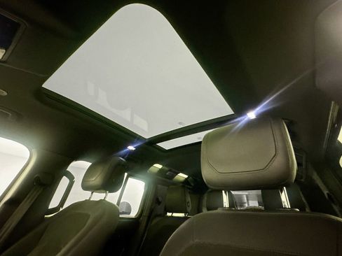 Certified 2023 Land Rover Defender 110 Carpathian Edition image 20