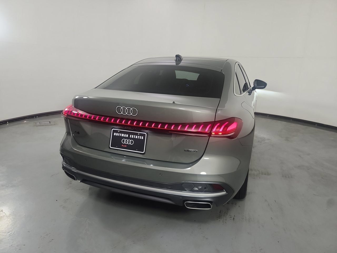 Used 2025 Audi A5 2.0T Premium Plus w/ Premium Plus AWD/4WD image 7