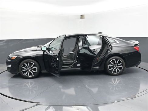 Used 2022 Chevrolet Malibu RS image 48