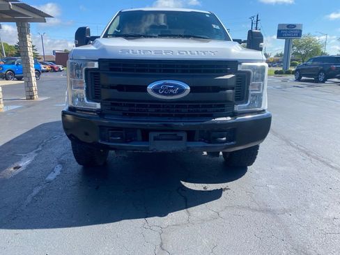 Used 2019 Ford F250 XL w/ Power Equipment Group AWD/4WD image 17