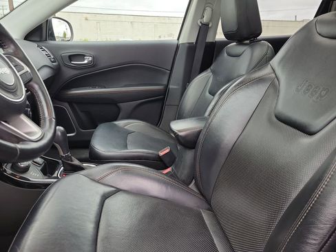 Used 2017 Jeep Compass Limited w/ Navigation Group AWD/4WD image 21
