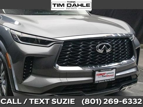 Used 2023 INFINITI QX60 Luxe w/ Cargo Package AWD/4WD image 3