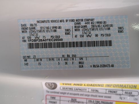 New 2026 Ford F250 XL w/ XL Chrome Package image 15