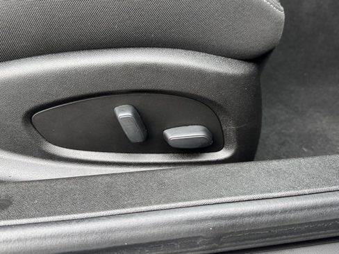 Used 2019 Chevrolet Camaro LT image 16