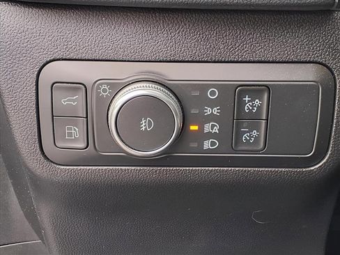 Used 2022 Ford Escape SEL image 16