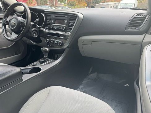 Used 2014 Kia Optima LX image 11