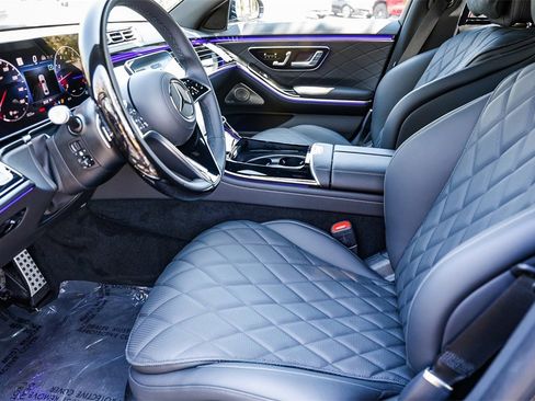 New 2025 Mercedes-Benz S 580 4MATIC Sedan image 19